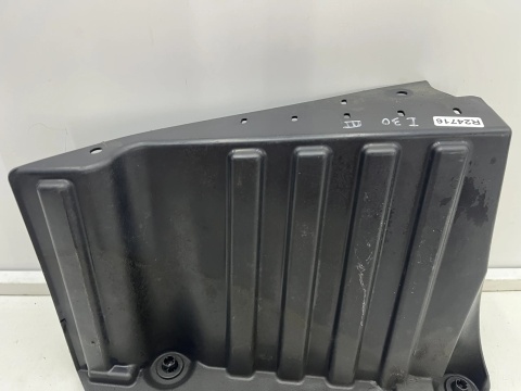 Osłona podwozia Hyundai i30 III 16r.- prawy tył 86696-04250