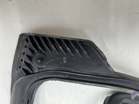 Uszczelka Toyota Yaris 3 III 14-17r. guma prawych tylnych drzwi prawy tył 67871-0D091