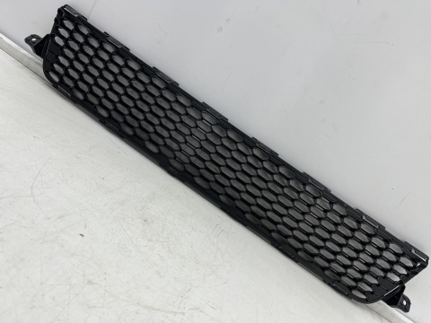 Atrapa Suzuki Jimny 3 III 12-17r. Lift grill przednia maskownica zderzaka nowa oryginalna 71718-57m00-5pk