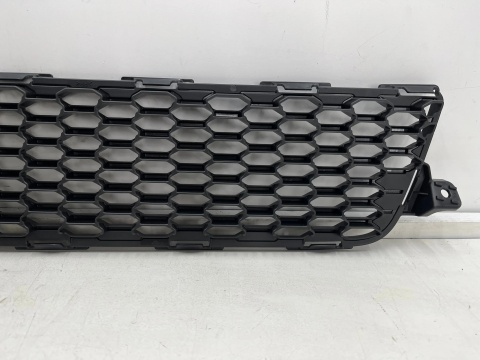 Atrapa Suzuki Jimny 3 III 12-17r. Lift grill przednia maskownica zderzaka nowa oryginalna 71718-57m00-5pk