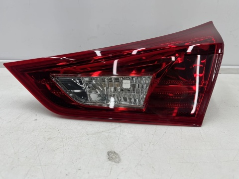 Lampa Toyota Auris II E18 Corolla HB 12-15r. NOWA prawa tylna w klapę bagażnika EU Oryginalna 81581-02460