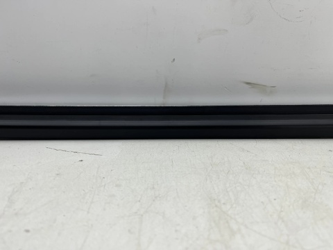 Listwa Suzuki Vitara 4 IV 15r.- NOWA prawa tylna listwa zgarniająca uszczelka 83831-54p00-000
