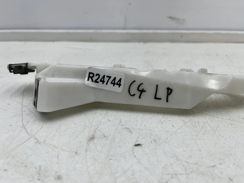 Ślizg Citroen C4 Picasso II 13-19r. lewy przedni mocowanie zderzaka wspornik AA36190477