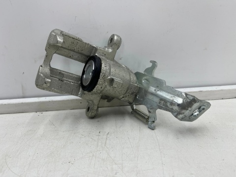 Zacisk hamulcowy Nissan Almera N16 Almera Tino Primera P11 96-06r. NOWY prawy tylny zacisk prawy tył