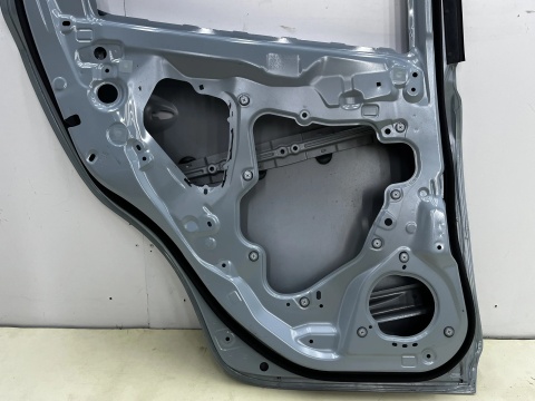 Drzwi Mazda 2 DJ 14r.- lewe tylne lewy tył D09L73010