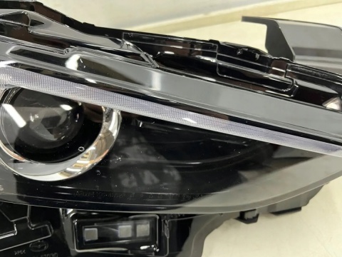 Lampa reflektor Mazda 3 IV BP 19r.- PRAWA przednia LED EU bcjh-51030