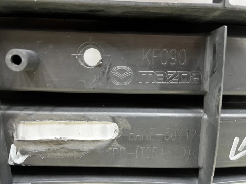 Zderzak przedni Mazda 3 III BM 17-19r. Lift przód 4XPDC B63B-50031