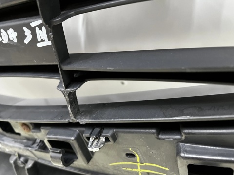 Zderzak przedni Mazda 3 III BM 17-19r. Lift przód 4XPDC B63B-50031