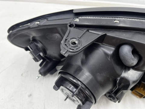 Lampa reflektor Hyundai Coupe 2 II Lift Tiburon 01-07r. NOWA lewa przednia oryginał Europa soczewka lewy przód 921012c021