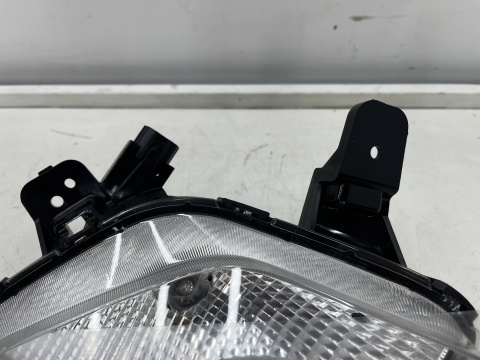 Lampa reflektor Hyundai i30 III PD 16r.- LEWY przedni halogen w zderzak oryginalny DRL 92207g4200