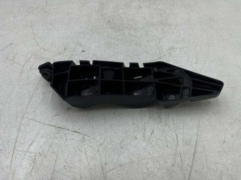 Ślizg Suzuki SX4 06-14r. NOWE prawe przednie mocowanie zderzaka wspornik 71731-79j00