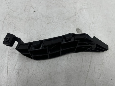Ślizg Suzuki SX4 06-14r. NOWE prawe przednie mocowanie zderzaka wspornik 71731-79j00
