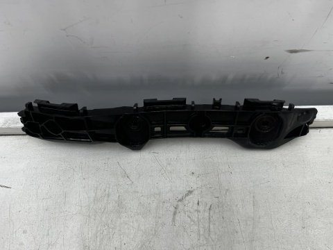 Ślizg Toyota Corrola E210 18r.- HB NOWE lewe tylne mocowanie zderzaka wspornik 52576-02191