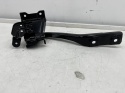 Zawias maski Suzuki Swift 6 VI 17-24r. Lewy zawias pokrywy silnika nowy 57420-52r00
