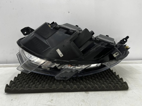 Lampa reflektor Citroen Jumpy SpaceTourer Scudo Ulysse Vivaro C Zafira Life 16-23r. prawa przednia Europa H1 H7 oryginał