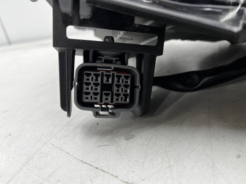 Lampa reflektor Mazda CX-3 14-21r. prawa przednia LED EU 10 pin d10e-51030
