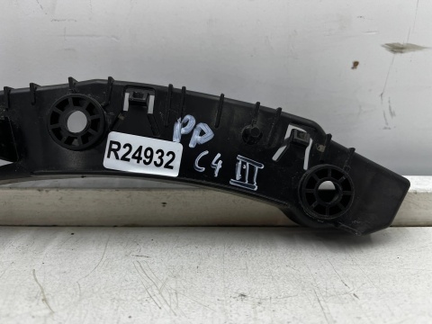 Ślizg Citroen C4 3 III 20r.- prawe przednie mocowanie uchwyt zderzaka 9830712980
