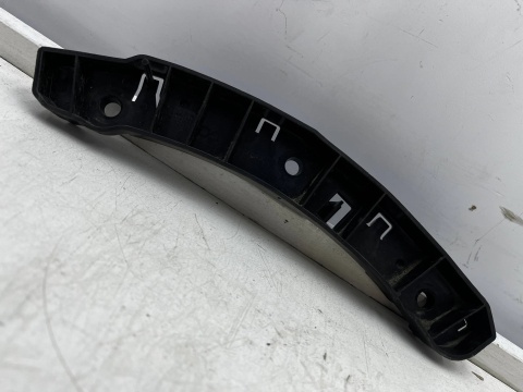 Ślizg Citroen C4 3 III 20r.- prawe przednie mocowanie uchwyt zderzaka 9830712980