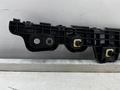 Ślizg Mazda CX-5 2 II 16-25r. prawe tylne mocowanie uchwyt zderzaka kb8a502h1