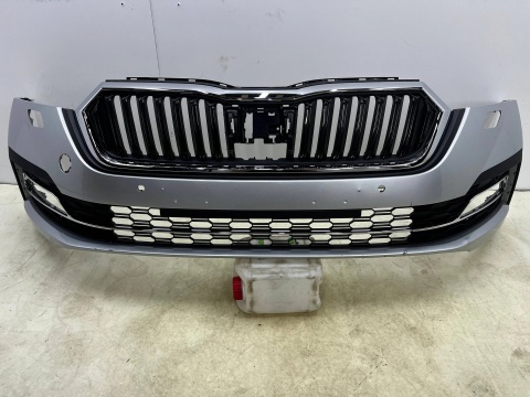 Zderzak przedni Skoda Octavia 4 IV 19-24r. Przedlift przód 4XPDC 5E3807221