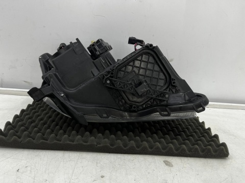 Lampa reflektor Toyota Avensis 2 II T25 LIFT 06-09r. lewa przednia EU H7 soczewka lewy przód 81170-05240