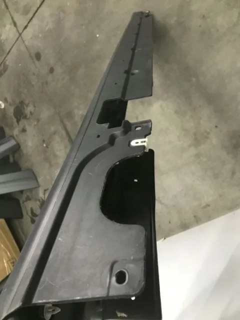Nakładka progu Mini One Cooper III F55 5Drzwi 13-24r. prawa listwa prawy próg zewnętrzny nakładka 7315524