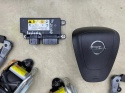 Deska rozdzielcza Opel Insignia A 08-13r. konsola poduszki powietrzne pasy