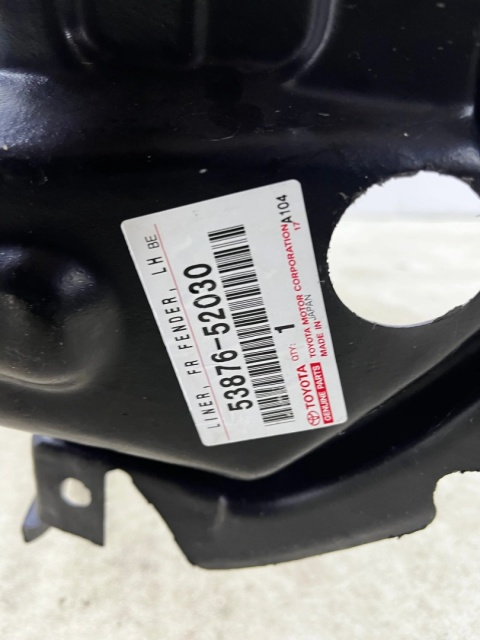 Nadkole Toyota Yaris Verso 99-05r. lewe przednie ORYGINALNE lewy przód 53876-52030