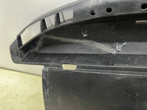 Osłona podwozia Citroen C4 III 20r.- dolna płyta pod zderzak 9834979980
