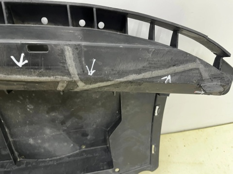 Osłona podwozia Citroen C4 III 20r.- dolna płyta pod zderzak 9834979980