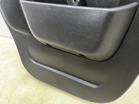 Tapicerka Renault Master 3 III Movano B 10-24r. prawy przedni boczek drzwi pasażera prawy przód