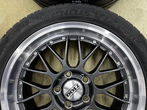 Felgi aluminiowe VW 7,5jx17 ET? 5x112 DOTZ REVVO DARK felgi r17 cali polerowany rant KOMPLET z oponami