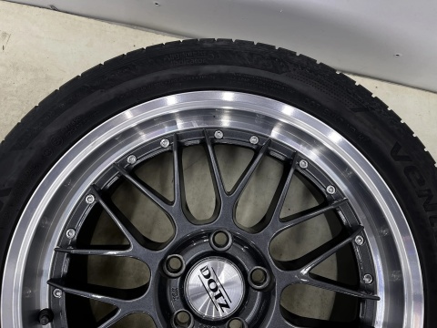 Felgi aluminiowe VW 7,5jx17 ET? 5x112 DOTZ REVVO DARK felgi r17 cali polerowany rant KOMPLET z oponami
