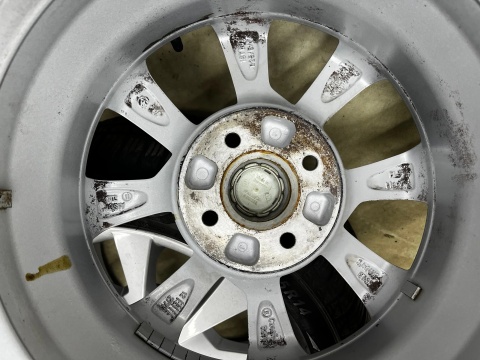 Felgi aluminiowe VW up! Skoda Citigo Seat Mii 5jx14 ET35 4x100 felgi r14 cali KOMPLET opony wielosezonowe 175/65/14