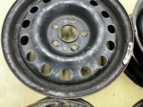 Felgi stalowe Hyundai I30 II GD Kia Ceed 2 II Pro Ceed 11-18r. 6,5jx16 ET51 5x114.3 felgi r16 cali z czujnikami Komplet