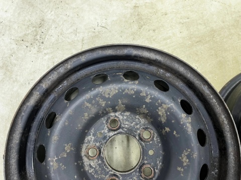 Felgi stalowe Hyundai ix20 Kia Venga 10-19r. 6jx15 ET48 5x114.3 felgi r15 cali Komplet oryginalne 52910-1k000