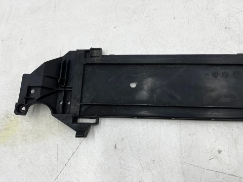 Mocowanie chłodnicy BMW F10 F11 F12 F13 F01 F02 F06 F07 dolna panel chłodnic pasa przedniego Oryginalne 7804619