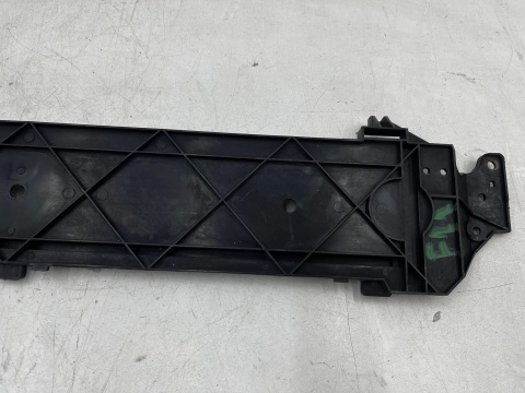 Mocowanie chłodnicy BMW F10 F11 F12 F13 F01 F02 F06 F07 dolna panel chłodnic pasa przedniego Oryginalne 7804619