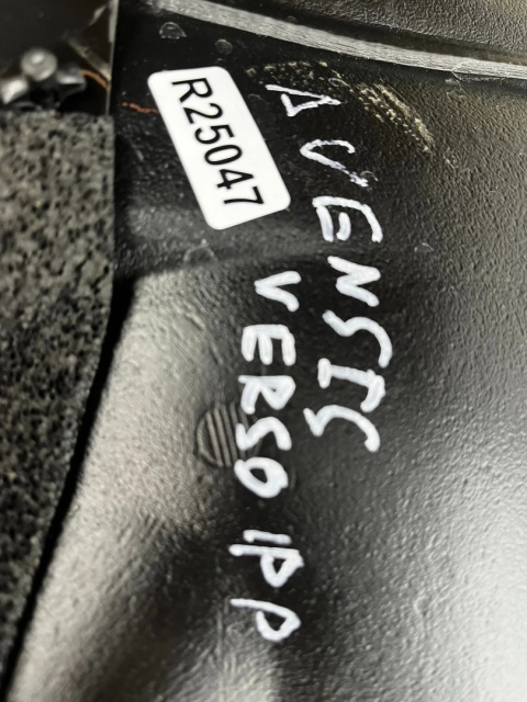 Nadkole Toyota Avensis Verso 1 I 01-05r. prawe przednie ORYGINALNE prawy przód 53875-44050