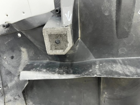 Osłona pod zderzak Citroen C4 III 20r.- przednia płyta dolna podwozia pod silnik 9834979980