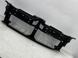 Pas przedni Citroen C4 Picasso II SpaceTourer 13-19r. wzmocnienie górne mocowanie atrapy osłona pasa plastikowa 9676051877