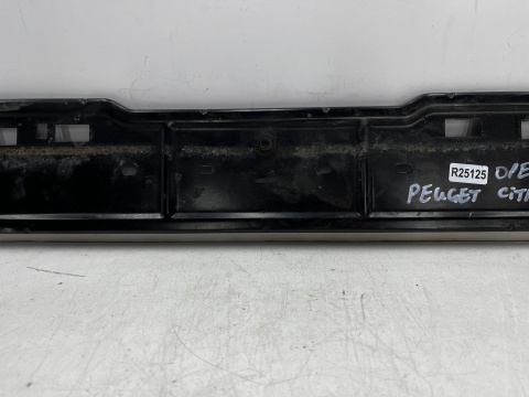Pas przedni Citroen Peugeot Opel 16r.- dolne wzmocnienie chłodnic poprzeczka belka 9814630380 8907638001 9803303080