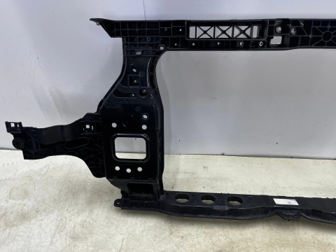 Pas przedni Kia Sportage 5 V NQ 21r.- wzmocnienie czołowe ramka chłodnic oryginalny 64101-r2000