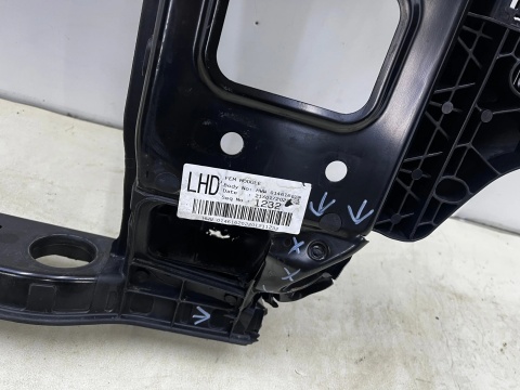 Pas przedni Kia Sportage 5 V NQ 21r.- wzmocnienie czołowe ramka chłodnic oryginalny 64101-r2000