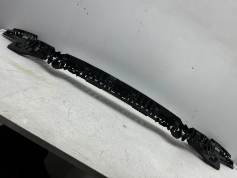 Ślizg BMW 3 F30 sedan 11-18r. M-Pakiet tylny środkowy wspornik mocowanie zderzaka wzmocnienie 7256922