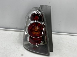 Lampa Toyota Corolla Verso II 04-07r. E121 NOWA lewa tylna EU Oryginalna w błotnik lewy tył 81561-0f020