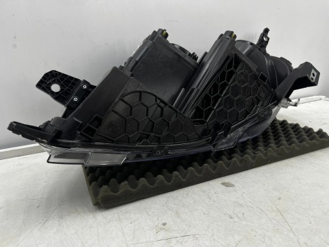 Lampa reflektor Toyota ProAce Expert Jumpy Scudo Ulysse Vivaro C Life 23r.- LIFT EU prawa przednia Europa 9847197880