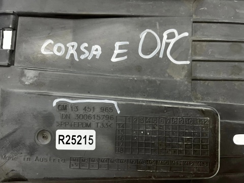Osłona pod zderzak Opel Corsa E OPC 14-19r. przednia płyta dolna podwozia pod silnik 13451965