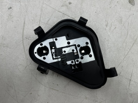 Wkład lampy BMW 3 F30 sedan M3 F80 11-15r. lewa tylna listwa oprawa żarówek lampy błotnika ORYGINALNA lewy tył 7313043