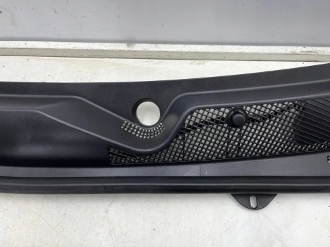 Podszybie Opel Insignia A 08-11r. górne listwa uszczelka KOMPLET Europa